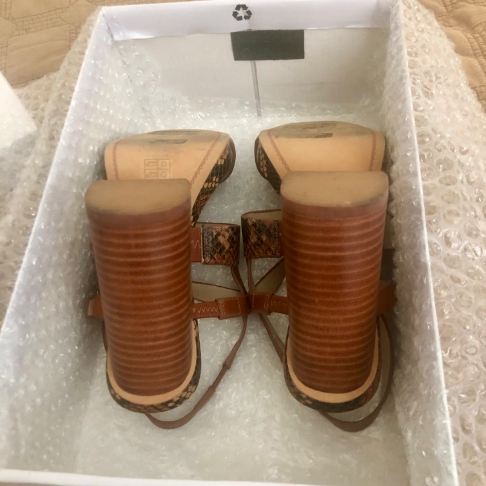 Karl Lagerfeld Python Buckle Heels - LNIB - Picture 5 of 9